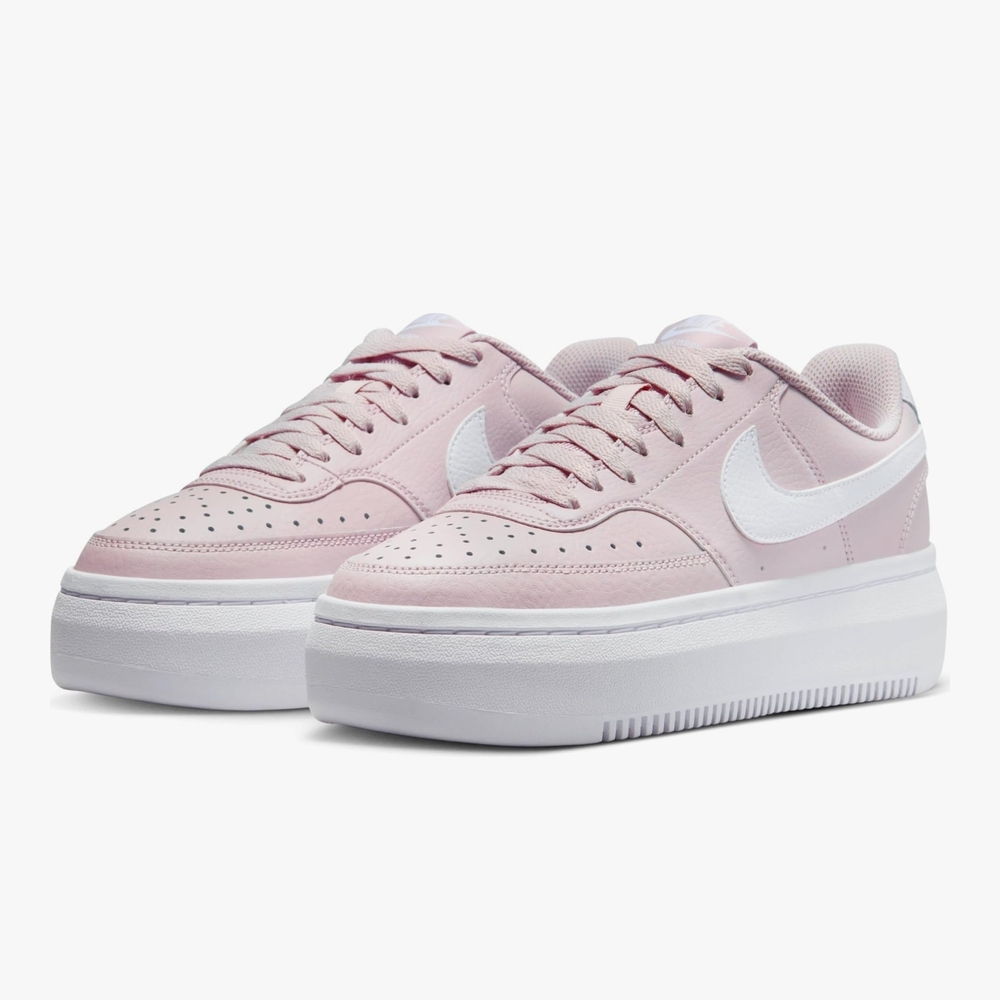 Nike Women's Pink Sneakers